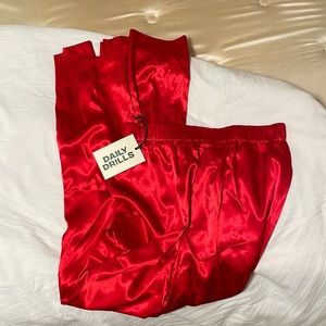 Daily Drills silky resort pant red S